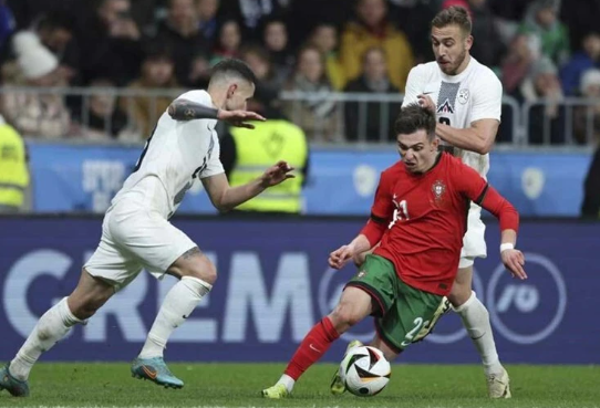 热身赛-C罗首发葡萄牙0-2斯洛文尼亚 马丁内斯遭上任后首败